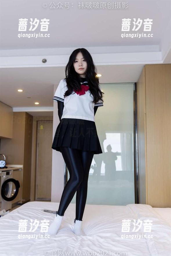 BoBoSocks袜啵啵 - 甜甜圈的私密图集：薄肉丝，让人不禁想多看几眼