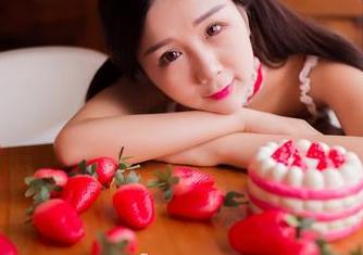 GIRLT果团网 – 发现裴希西的美脚，库里罕见的存在——精选每一个角度。