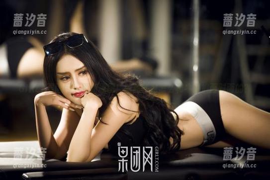 GIRLT果团网 - 更新原图！陈雅漫是怎么和牛仔裤面对面的？