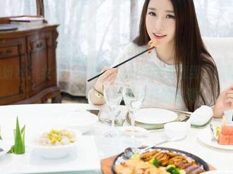 MiStar魅妍社 – 女神？在那个免费图册里找到“陈雅漫VICKY”，我在想这到底是怎样的奇遇？