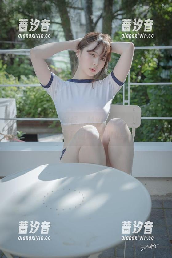 社交媒体的风向标，MyuA(뮤아)的DJAWA宅度假免费套图成为我的桌面背景！