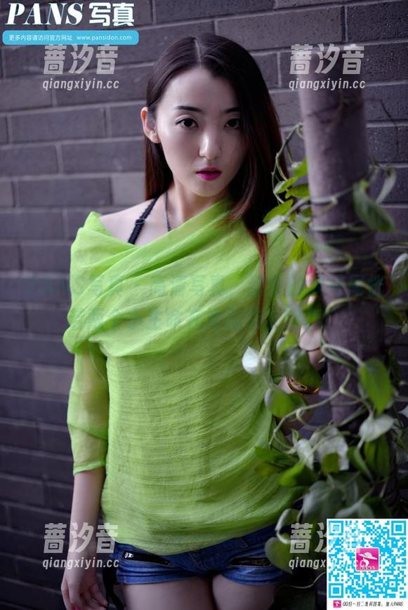PANS写真 - 高清写真，甜馨的双马尾恍若两个小生命在她脑袋上欢舞！