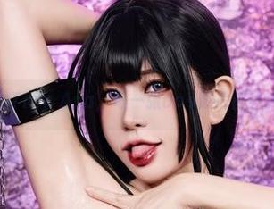 油亮的Tiny Asa，每一张cos照片都让人心乱