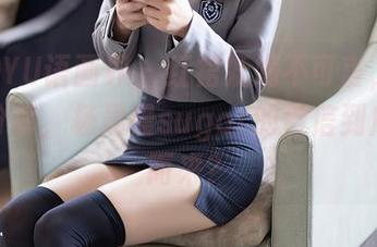 XIAOYU语画界 – 红裙妩媚不可言，私拍资源分享，杨晨晨sugar的自信到底从何而来？