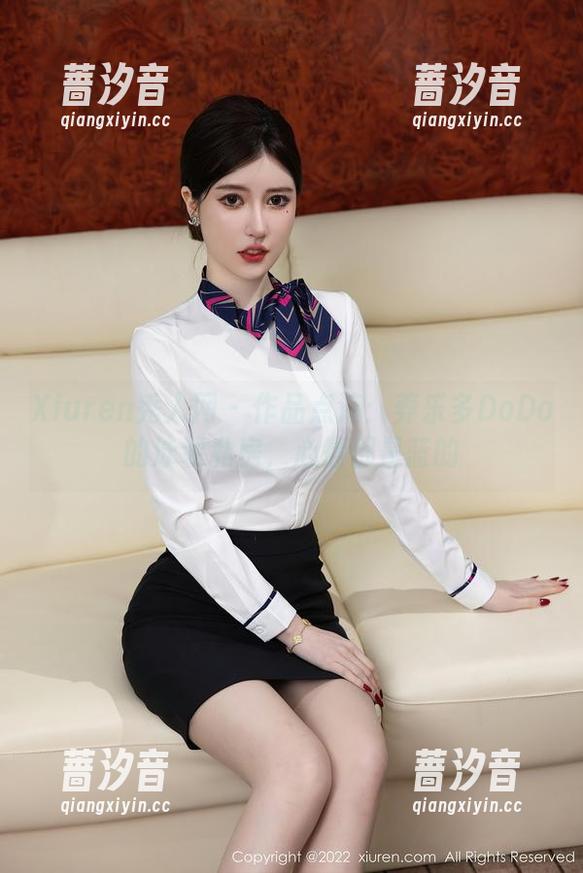 Xiuren秀人网 - 作品点滴：养乐多DoDo的泳装私房，心情都是蓝的