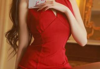 Xiuren秀人网 – 落日余晖下，刘婷婷的最新写真集轻声诉说秘密。