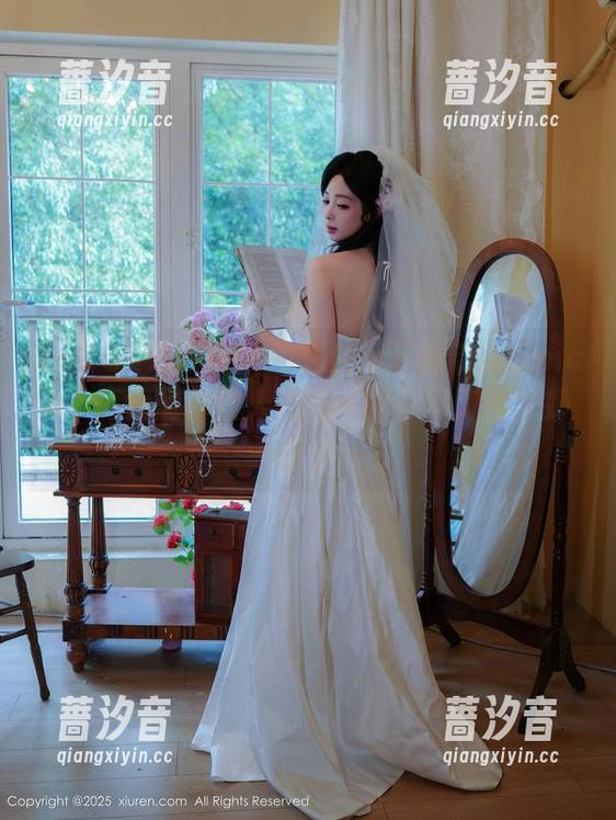 Xiuren秀人网 - 一袭白裙下的奈汐酱nice，高清写真让人想问，她都喝了多少奶茶？