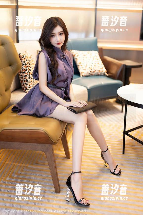 Xiuren秀人网 - 小狐狸Kathryn的新作：红裙、这图让你脑洞大开吗？
