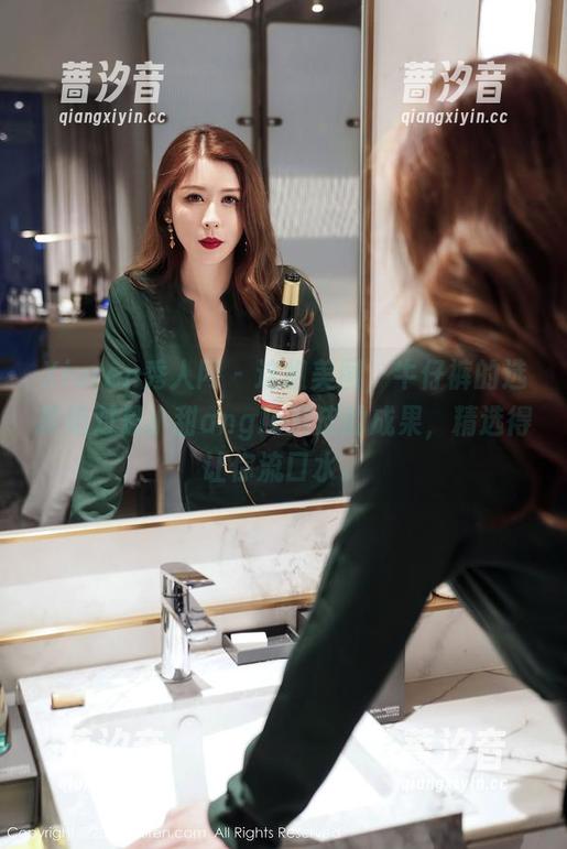 Xiuren秀人网 - 这组美图，牛仔裤的选择绝对是小甜angle调皮的成果，精选得让你流口水。