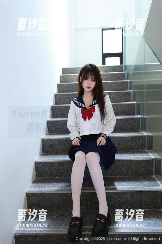 Xiuren秀人网 - 抖娘利世的黑色图包，居然让我分心了，哪能这样啊！