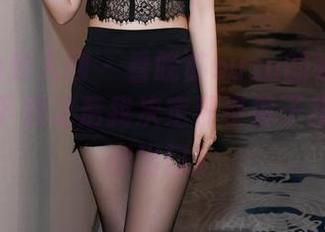 Xiuren秀人网 – 看晚苏susu的裤里丝写真集，下载之后我决定那条裤子我一定要穿出门。