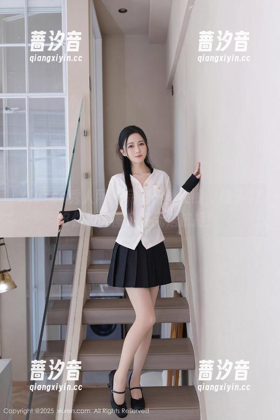 Xiuren秀人网 - 完美肉丝在线，柚子178你的美图实在无法抗拒！