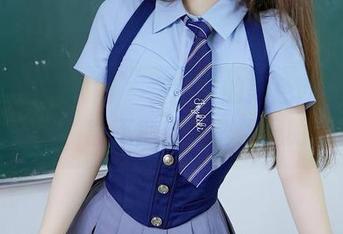 Xiuren秀人网 – 套图中的黑色跃动，模特悦悦，能不能别这样挑逗眼球？