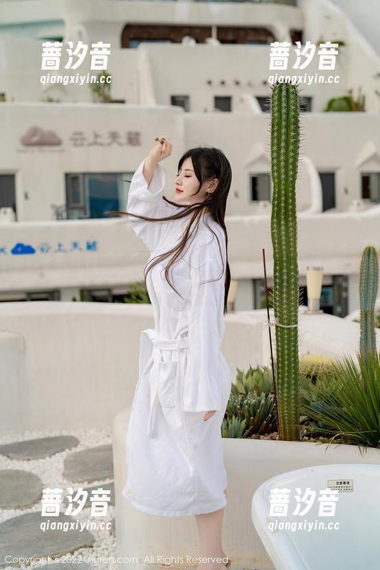 Xiuren秀人网 - 拿下豹纹，全套写真里沐言yanyan的无畏气场
