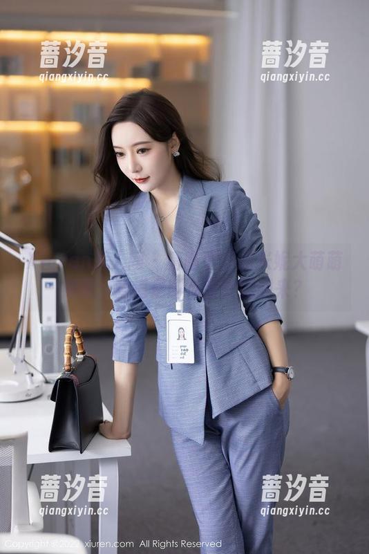 Xiuren秀人网 - 清晰可见的米妮大萌萌裸足：难道是刚从仙女国回来？