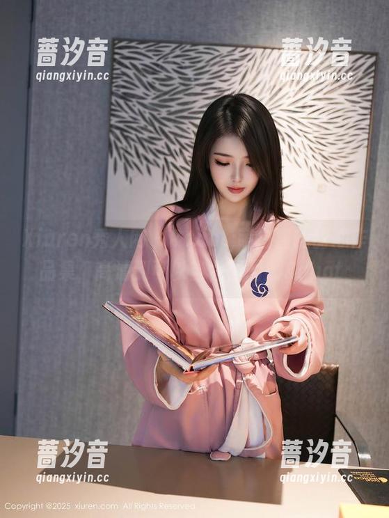 Xiuren秀人网 - "萌白酱的甜心作品集，高清到可以当背景图！"