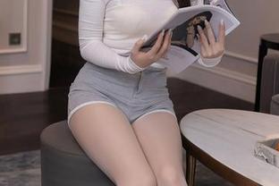 Xiuren秀人网 – 鱼子酱fish的职业装写真，是时候考虑你的衣橱更新了，免费参考一下？