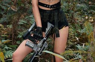 YouMi尤蜜荟 – 分享抖娘利世的神明少女合集：画面美得让人心心念念，竟然忘了自己在干嘛！