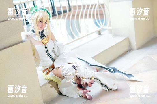 nagisa魔物喵的美图，全是海风打湿的少女呢！喵
