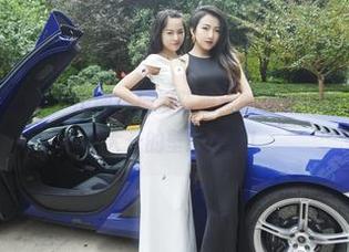 partycat轰趴猫 – 原图：捕捉陈雅漫的少女风格，让我坐等脑洞大开的壁纸来了！