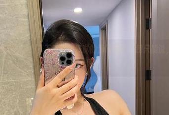 微密圈 – 想看美图？不爱笑的赛琳的渔网黑丝，我只能说，你准备好了吗？