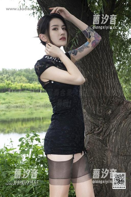 丽柜 - 兔子的写真合集，甜甜是个绝妙道具啊！