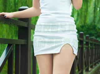 丽柜 – “美美”的校园写真，让人觉得这是个被青春照亮的美丽意外，怪不得。