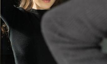 克拉女神 – 玮儿护士图集，下载后你再决定要不要看。