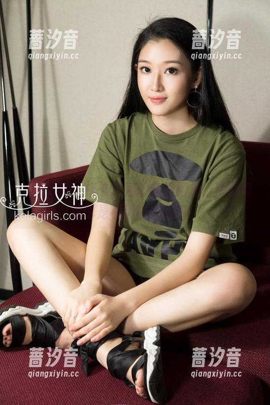 克拉女神 - 打卡芝月的红裙图集，没事看看也是不错的消遣嘛！