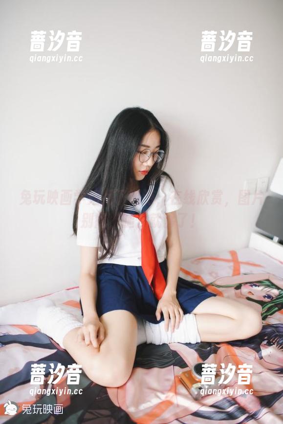 兔玩映画 兔玩映画学姐月下巡游,在线欣赏,图片别问,腿长就够了!