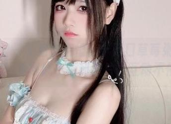 微密圈 – 不看会后悔！十万口草莓粥粥的2024免费舰长福利照片，互动不停！