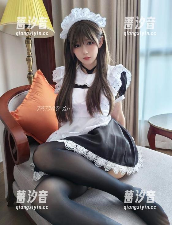 发条少女yoki的鬼魅夜：万圣节装扮幽灵娘作品集，别害怕，我只是个大惊小怪的绳子！