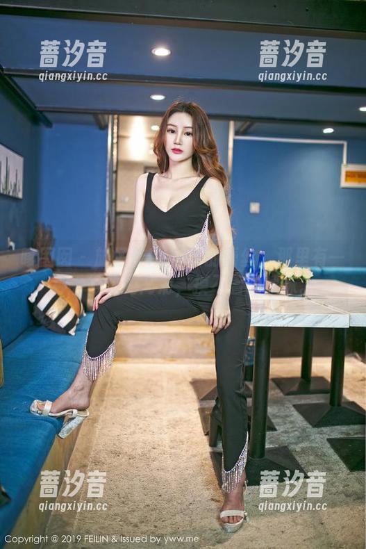 嗲囡囡-施忆佳KITTY 嗲囡囡 - 施忆佳KITTY的蕾丝:那里有一种看得见的高清,摸不着的暧昧。