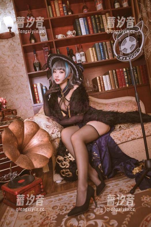 大家注意啦，宫本樱的作品：埃吉尔旗袍，是否能撩动你的心？