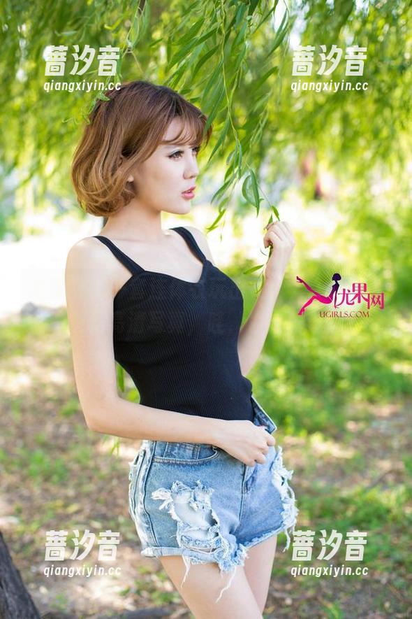 尤果网 - 一套连体衣玩出花样，Angela楚楚的高清写真，哇，冲击力十足！