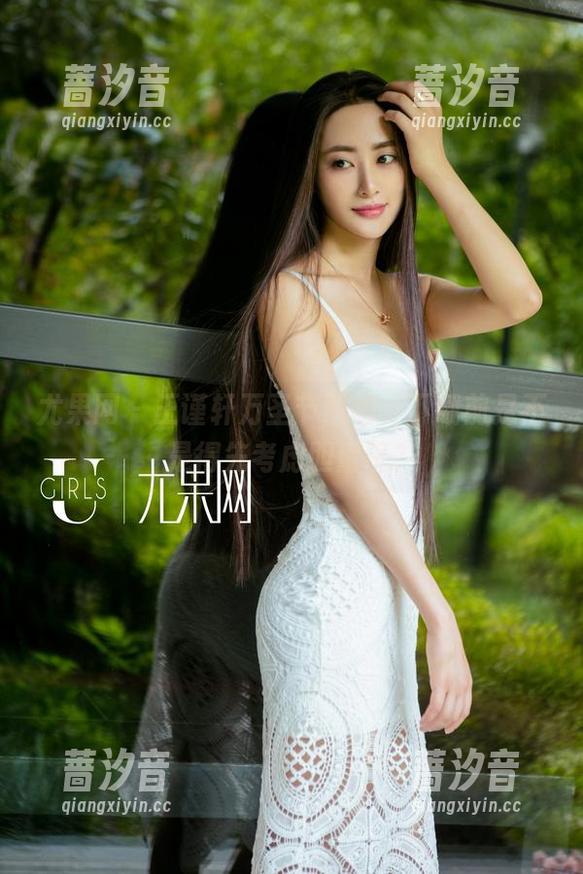 尤果网 - 王谨轩万圣节图包，下载前是不是得先考虑胆量呢？