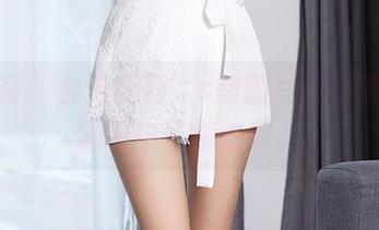 尤蜜荟 – 合法萝莉’s制服写真合集——翻看中不禁想象。