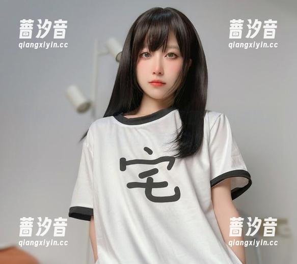 下载布丁大法的图集，就为了那一口红酒流心，其他的先放一边！