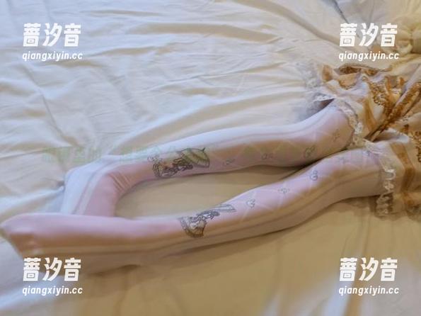 眼镜里的“想要个公主抱”：每个细节都是美图！