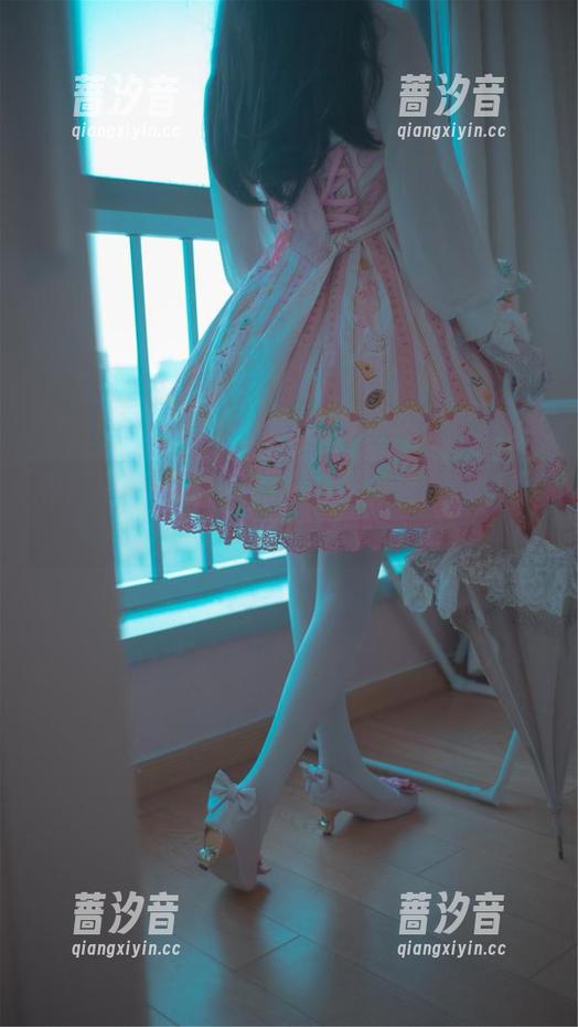 看！木花琳琳是勇者在监禁中展现的写真之美