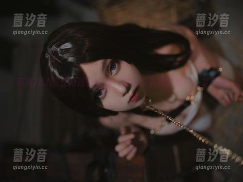 末夜787的五月舰长原图，你说这姿势算哪门子才艺啊？