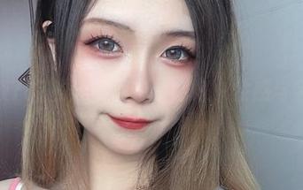 末夜787的短裤私拍：你好，性感与随意