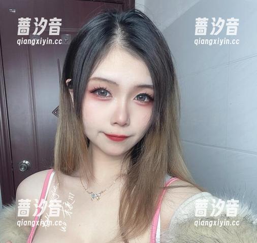 末夜787的短裤私拍：你好，性感与随意