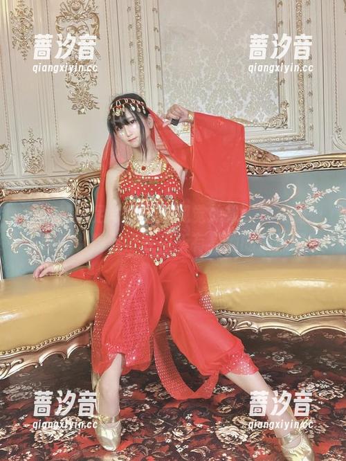 柳丸的美足写真：这视觉效果，实在是……我可以精致得丢掉所有其他的偶像吗？