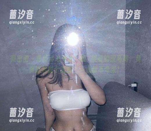 微密圈 - 最新动态更新！桃沢樱呀的双马尾，负责撑起整个画面，一点都不夸张！