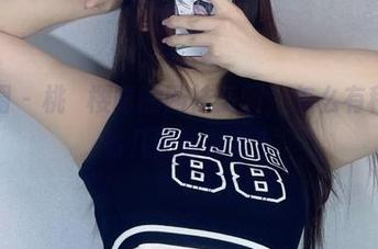 微密圈 – 桃沢樱呀的网袜美图，怎么有种想多看几遍的冲动？