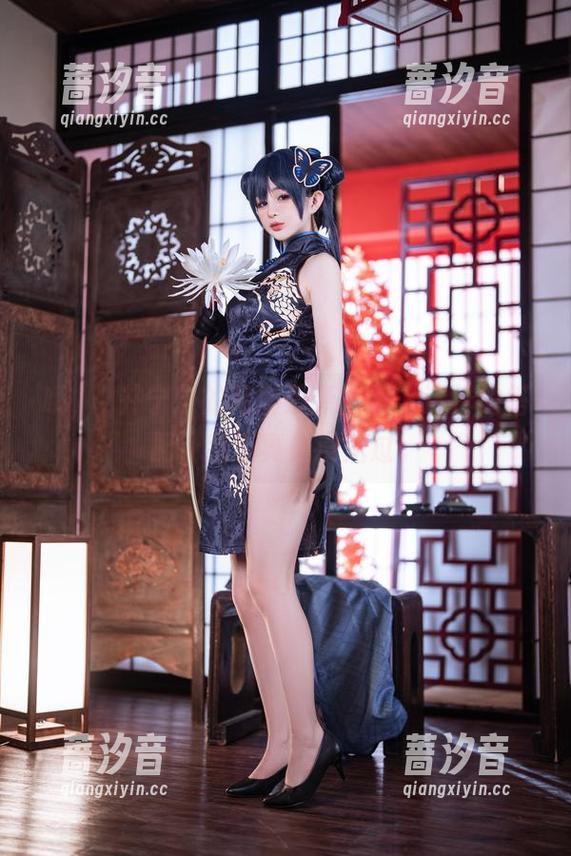 哦，桜井宁宁的和服最新图册，这样的搭配…我还真是没见过。