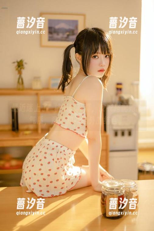 桜桃喵 最近迷上了桜桃喵的写真,皮衣搭配她的气质,意外和不意外的结合。