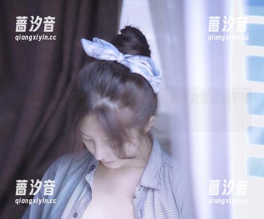 窗前的花，樱晚gigi的美好原图，随手做壁纸都不带遗憾的节奏。