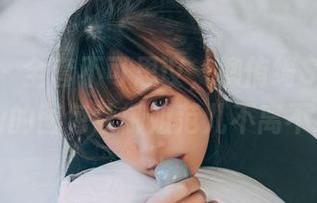 波萝社 – 全套不可思议，柳侑绮Sevenbaby的图包让御姐范儿不离不弃。